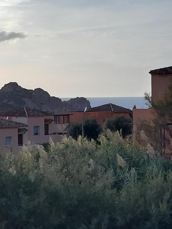 Calarossa Sardinia Apartments Isola Rossa Exterior photo