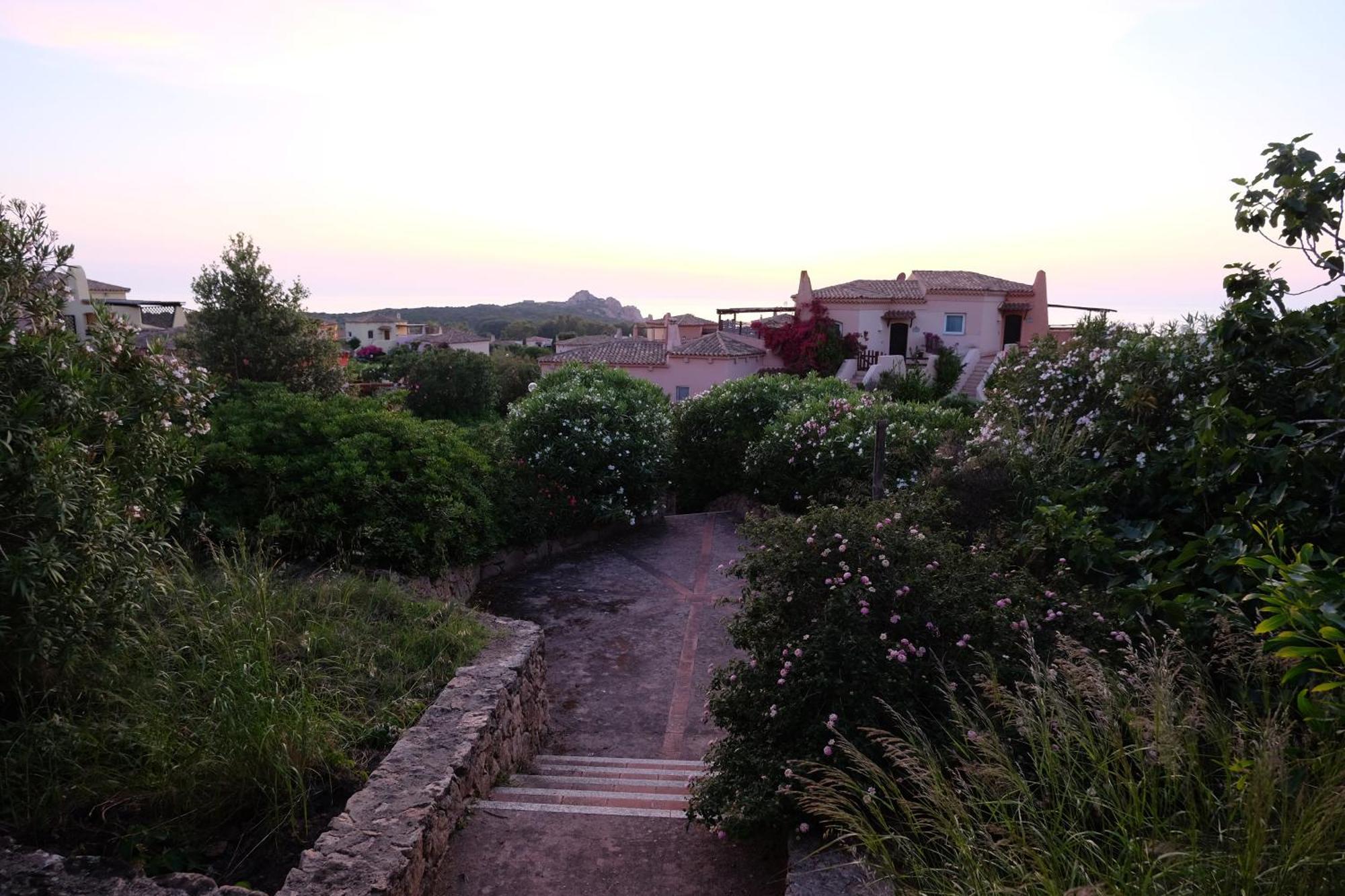 Calarossa Sardinia Apartments Isola Rossa Exterior photo
