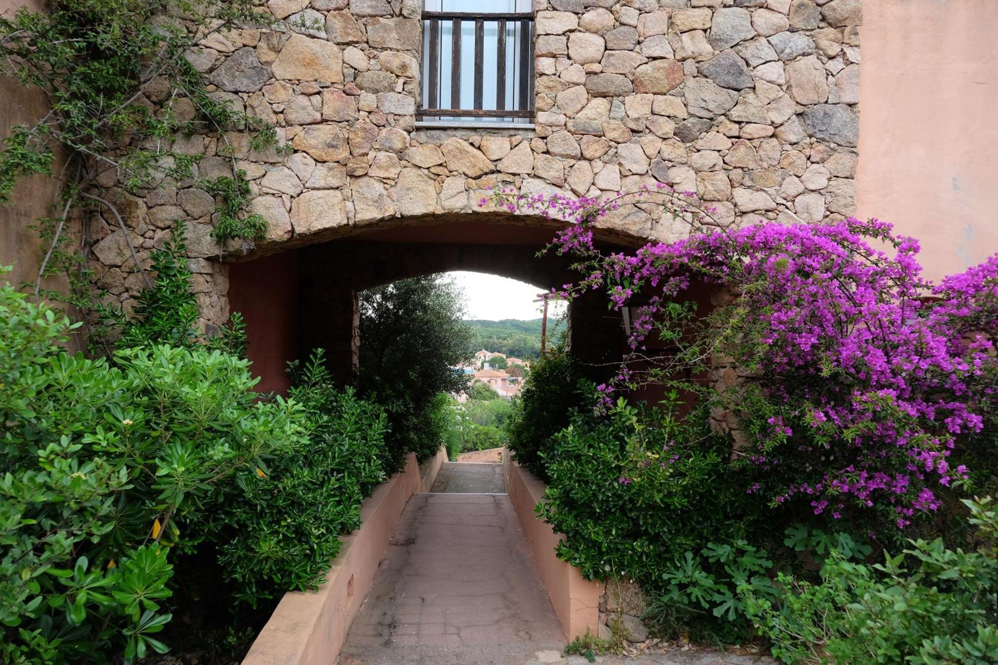Calarossa Sardinia Apartments Isola Rossa Exterior photo